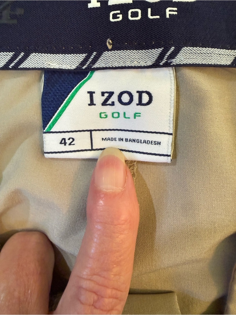 Izod Men's Light Beige Golf Shorts Size 42 - Picture 8 of 9